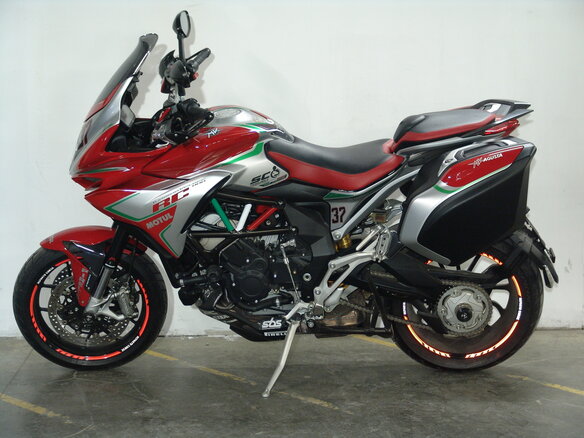 2015 MV Agusta Turismo Veloce 800, красный, 855000 рублей - вид 6