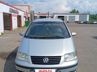 2002 Volkswagen Sharan I Рестайлинг, серебристый, 600000 рублей, вид 1