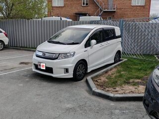 2015 Honda Freed Spike I Рестайлинг 2, белый, 1200000 рублей, вид 2