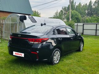 2018 Kia Rio IV, чёрный, 1500000 рублей, вид 5