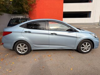 2011 Hyundai Solaris I, голубой, 590000 рублей, вид 4