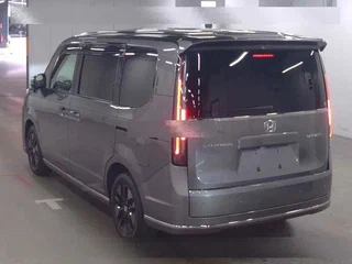 2022 Honda Stepwgn Spada VI, серебристый, 2390000 рублей, вид 3
