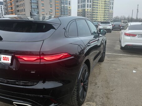 2021 Jaguar F-Pace I Рестайлинг, чёрный, 5250000 рублей, вид 4