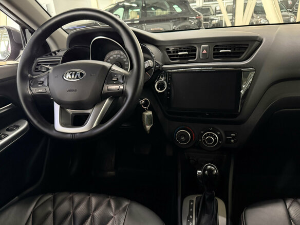 2015 Kia Rio 6-speed III, серый - вид 7