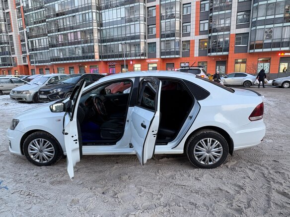 2019 Volkswagen Polo V Рестайлинг, белый, 900000 рублей - вид 10