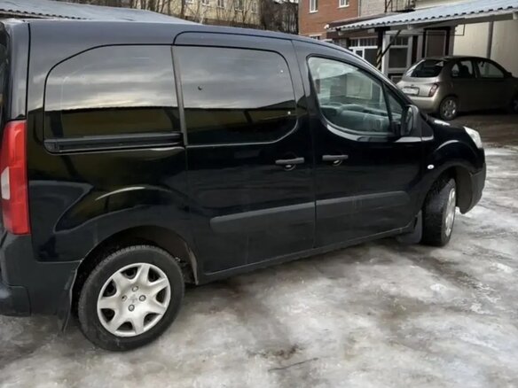 2010 Peugeot Partner II, чёрный - вид 1