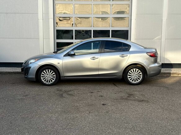 2013 Mazda 3 II (BL) Рестайлинг, серебристый, 931000 рублей - вид 1