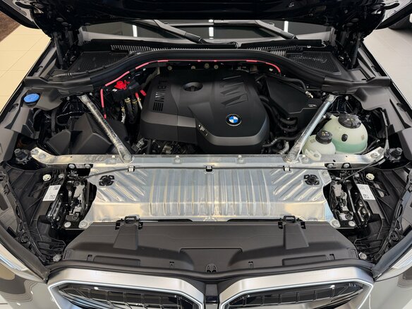 2026 BMW X3 Long 30L xDrive IV (G45/G48), чёрный, 7190000 рублей - вид 9