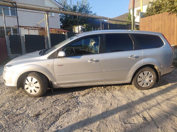 2007 Ford Focus II, серебристый, 425000 рублей - вид 3