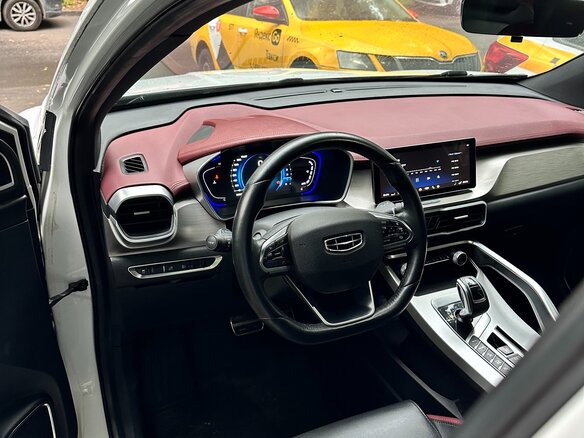 2022 Geely Coolray I, белый, 1120000 рублей - вид 10