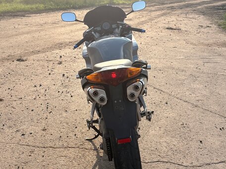 2004 Honda VFR 800, серый, 480000 рублей, вид 5