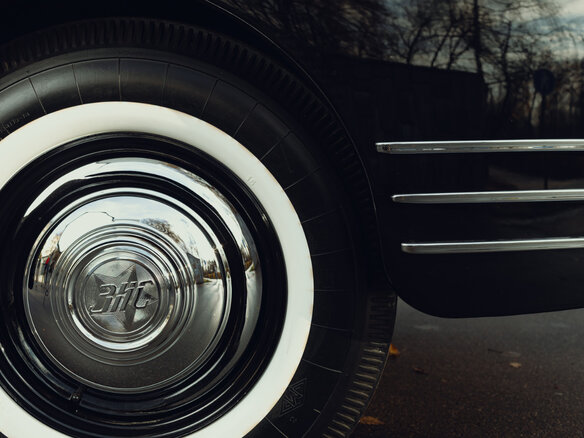 1957 ЗиС 110, чёрный, 60000000 рублей - вид 5