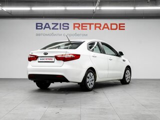 2014 Kia Rio 6-speed III, белый, 890000 рублей, вид 5