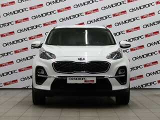 2020 Kia Sportage IV Рестайлинг, белый, 1935350 рублей, вид 1