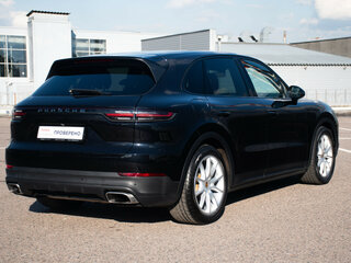 2018 Porsche Cayenne III, чёрный, 6497000 рублей, вид 5