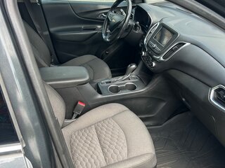 2020 Chevrolet Equinox III, серый, 1920000 рублей, вид 5