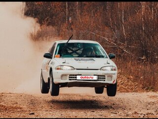 1991 Mitsubishi Mirage IV, белый, 550000 рублей, вид 2