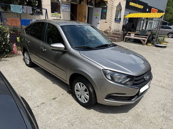 2021 Lada (ВАЗ) Granta I Рестайлинг, серый, 650000 рублей - вид 2