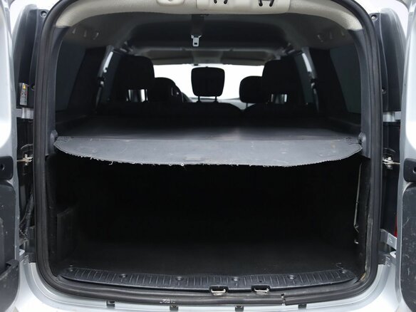 2013 Lada (ВАЗ) Largus I, серебристый, 390000 рублей - вид 8