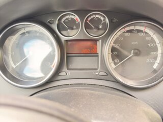 2012 Peugeot 308 I Рестайлинг, коричневый, 549500 рублей, вид 4