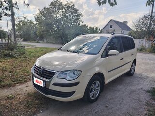 2008 Volkswagen Touran I Рестайлинг, бежевый, 580000 рублей, вид 1