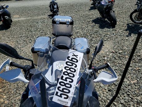 2023 BMW R 1250 GS Adventure, чёрный, 1350853 рублей, вид 2