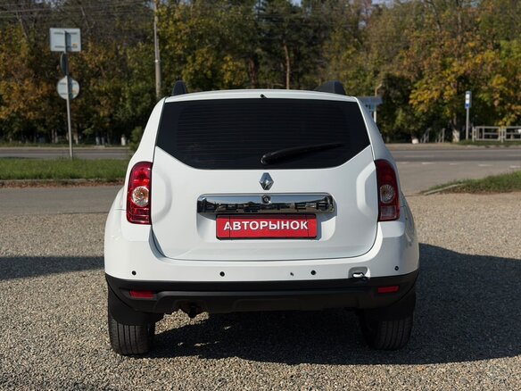 2014 Renault Duster I, белый, 720000 рублей - вид 4