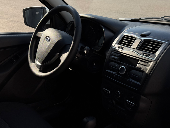 2026 Lada (ВАЗ) Granta I Рестайлинг, белый, 1101000 рублей - вид 3