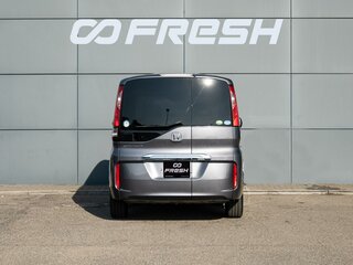 2017 Honda Stepwgn V, серый, 1880000 рублей, вид 4
