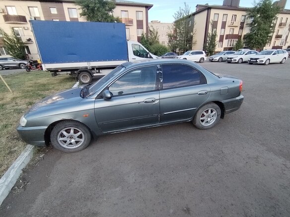 2006 Kia Spectra I Рестайлинг 2, серый, 150000 рублей - вид 4
