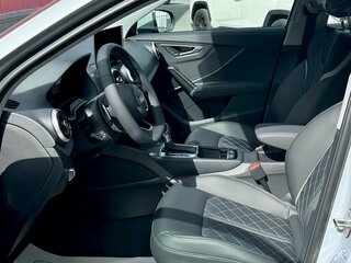 2025 Audi Q2 35 TFSI I Рестайлинг, серый, 3395000 рублей, вид 5