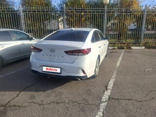2017 Hyundai Sonata VII (LF) Рестайлинг, белый, 1400000 рублей, вид 2