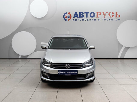 2017 Volkswagen Polo V Рестайлинг, серебристый, 1137000 рублей, вид 3