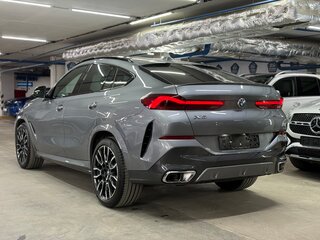 2025 BMW X6 40i III (G06) Рестайлинг, серый, 15999900 рублей, вид 4