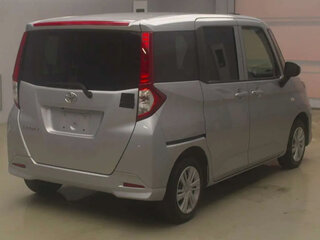 2022 Toyota Roomy I Рестайлинг, серебристый, 599000 рублей, вид 5