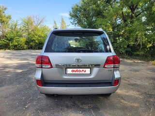 2011 Toyota Land Cruiser 200 Series, серый, 3750000 рублей, вид 5