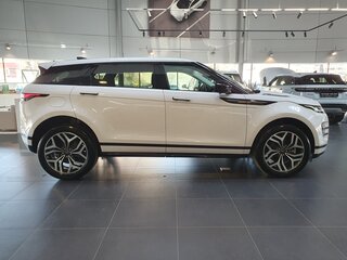 2025 Land Rover Range Rover Evoque L II Рестайлинг, белый, 5900000 рублей, вид 4