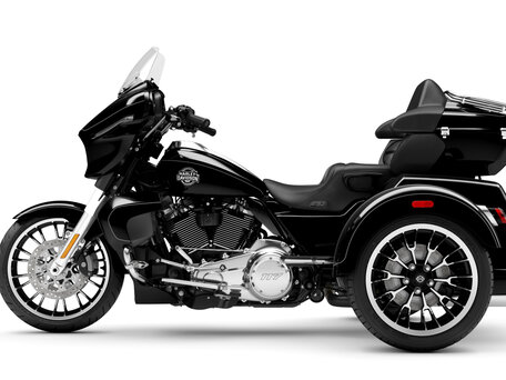 2026 Harley-Davidson Tri Glide, чёрный, 5741125 рублей, вид 5
