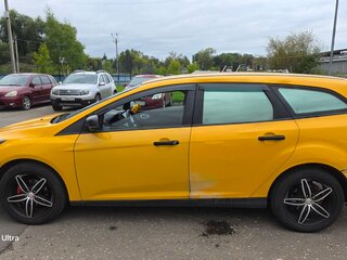 2015 Ford Focus III, жёлтый, 410000 рублей, вид 5