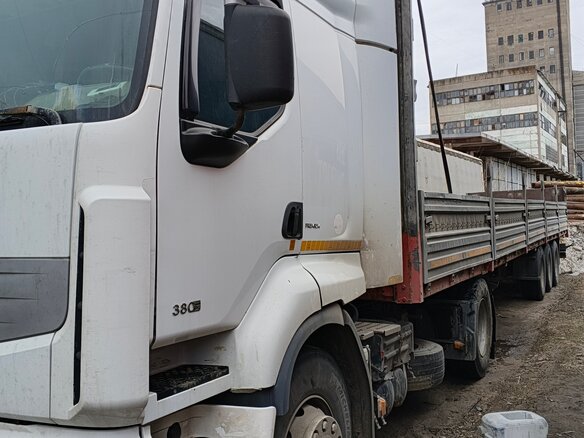 2011 Renault Premium, белый, 2600000 рублей - вид 2