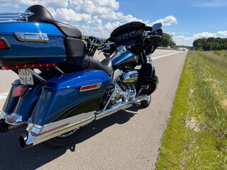 2018 Harley-Davidson Ultra Limited, синий, 1680000 рублей, вид 2