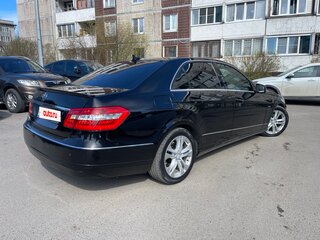 2010 Mercedes-Benz E-Класс 220 5G-Tronic IV (W212, S212, C207), чёрный, 1490000 рублей, вид 4