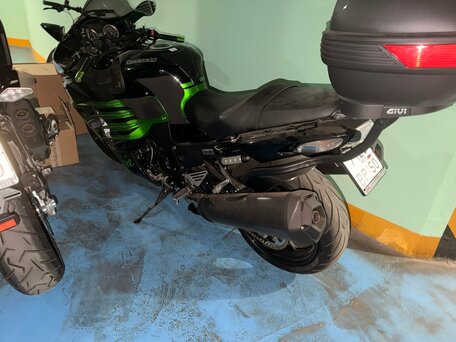 2020 Kawasaki ZZR 1400, чёрный, 1290000 рублей, вид 2