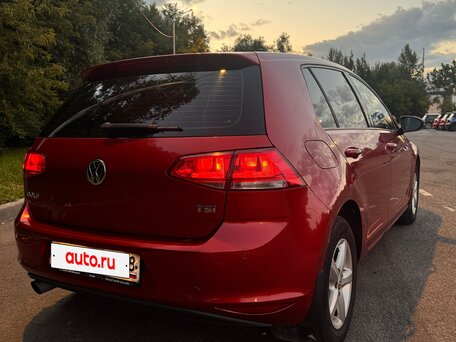2013 Volkswagen Golf VII, красный, 790000 рублей, вид 3