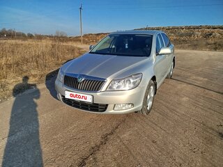 2012 Skoda Octavia II (A5) Рестайлинг, серебристый, 750000 рублей, вид 1