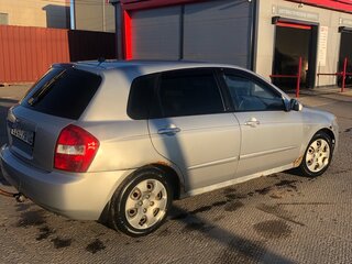 2006 Kia Cerato I, серебристый, 210000 рублей, вид 2