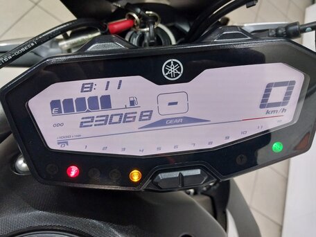 2016 Yamaha MT-07 (FZ-07), серый, 698000 рублей, вид 5