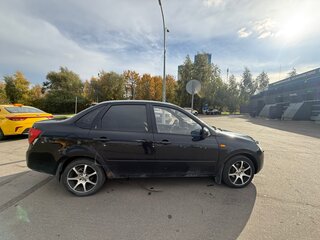 2013 Lada (ВАЗ) Granta I, чёрный, 300000 рублей, вид 4