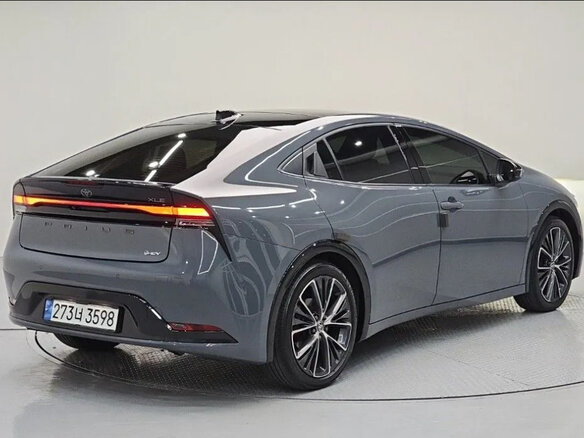 2024 Toyota Prius PHV V (XW60), синий, 2935000 рублей - вид 2