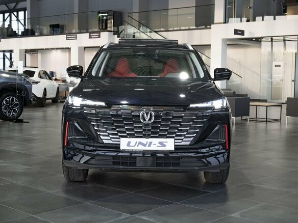 2026 Changan UNI-S I, чёрный, 3229900 рублей - вид 1